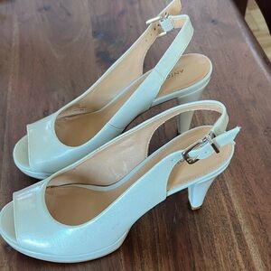 ANTONIO MELANI Off-White Slingback Heels